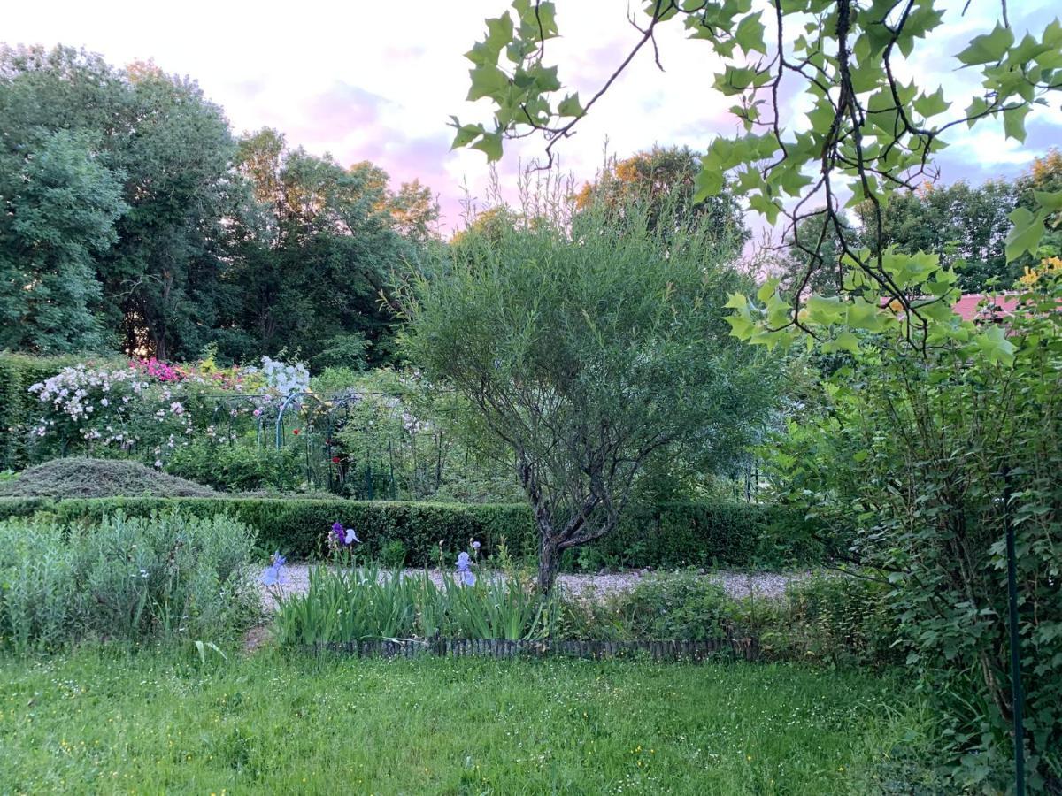 Manoir De L'Aumonerie Villa Saint-Martin-de-Boscherville Екстериор снимка